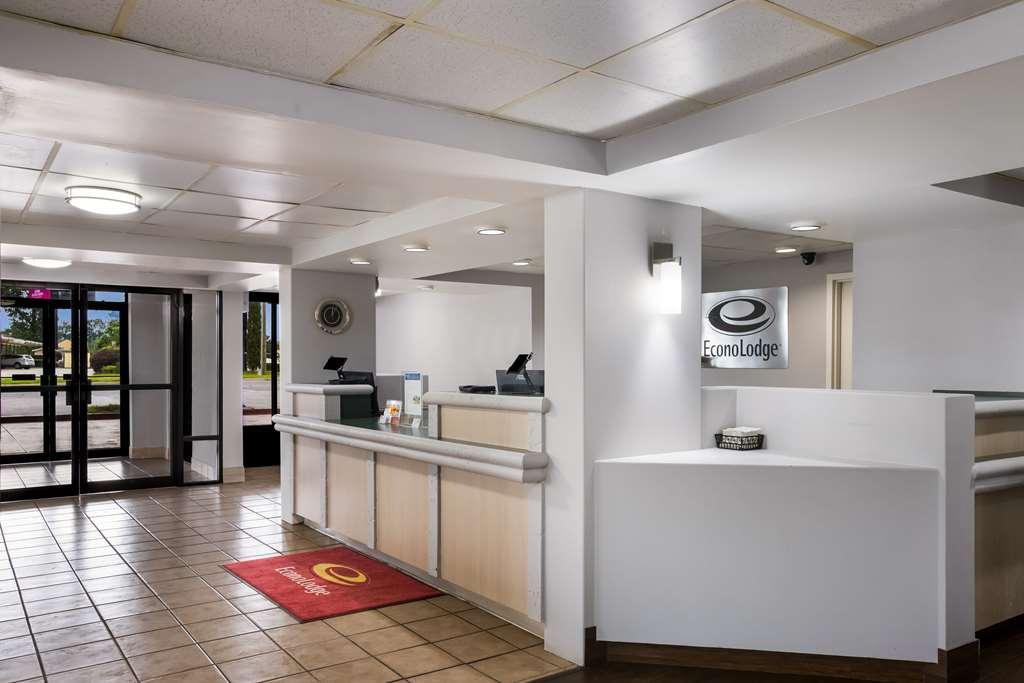Econo Lodge Georgetown Interior photo